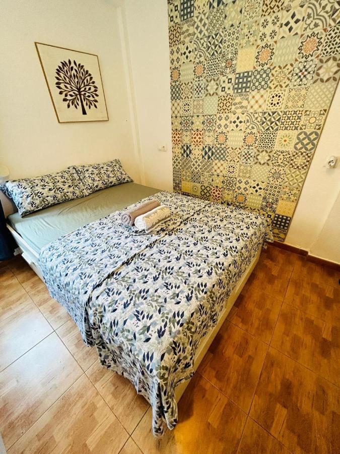 Nice Boutique Flat With Terrace Fuengirola Bagian luar foto